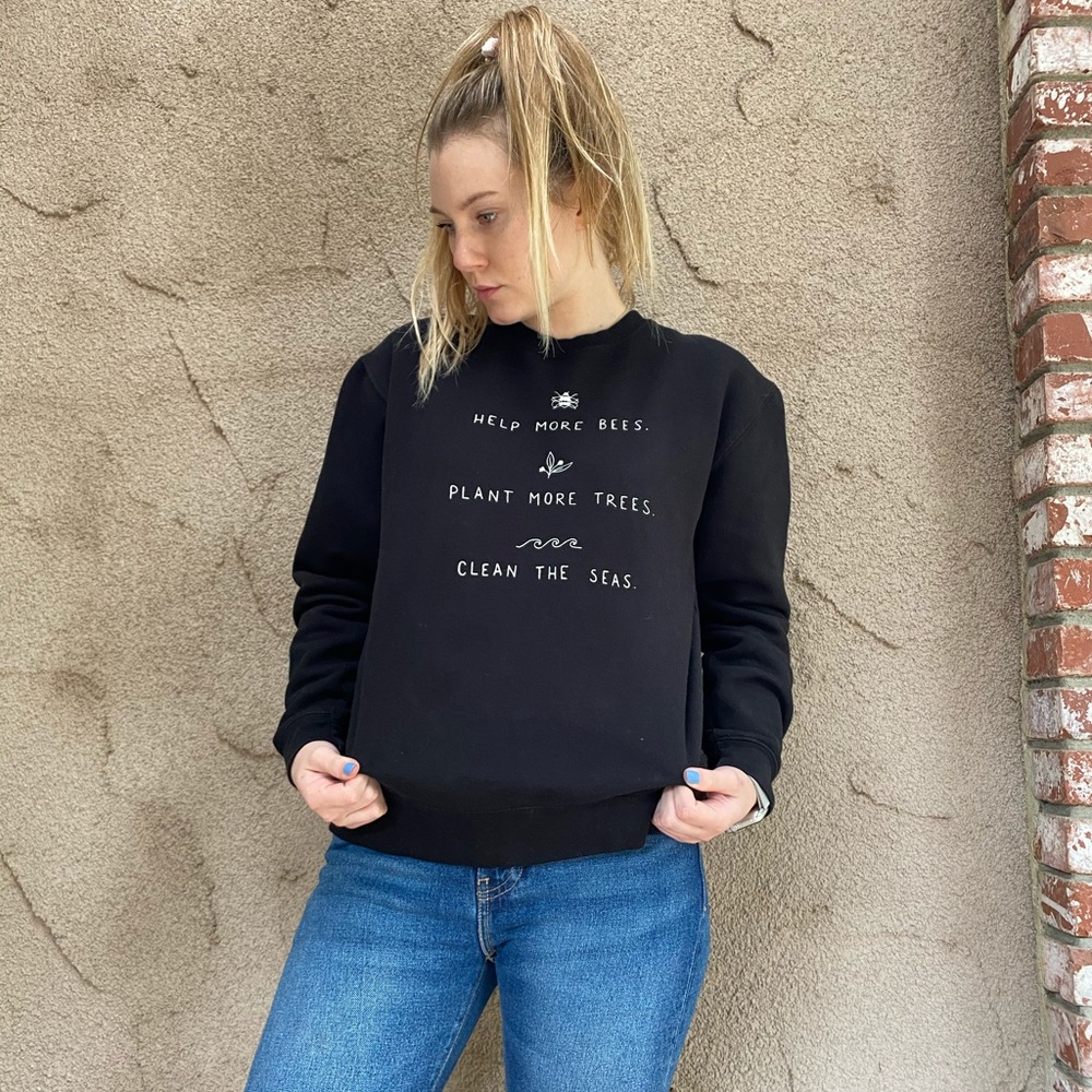 Black Sweatshirt
